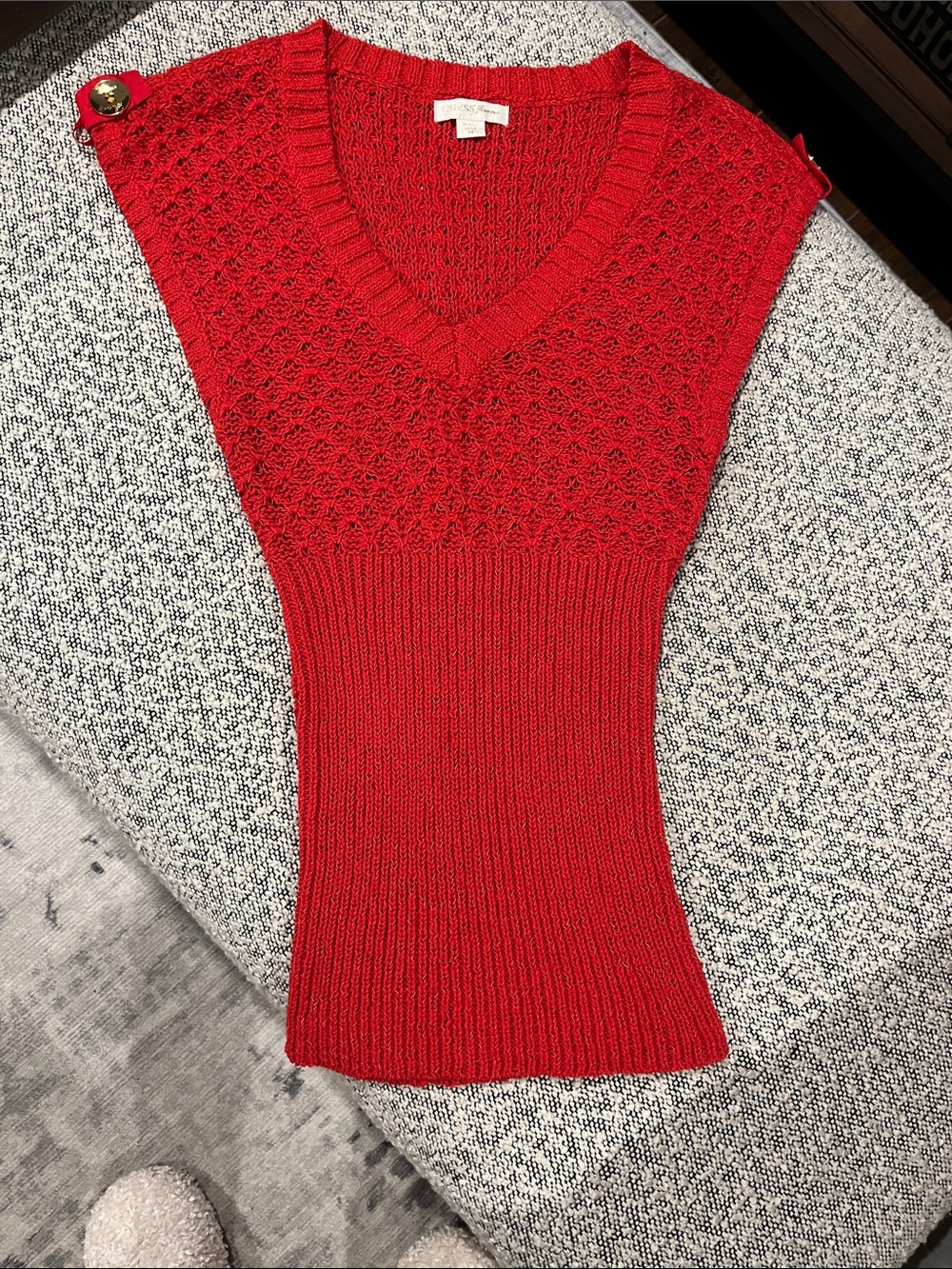 Le chateau Red Knit V-Neck Cap Sleeve Sweater